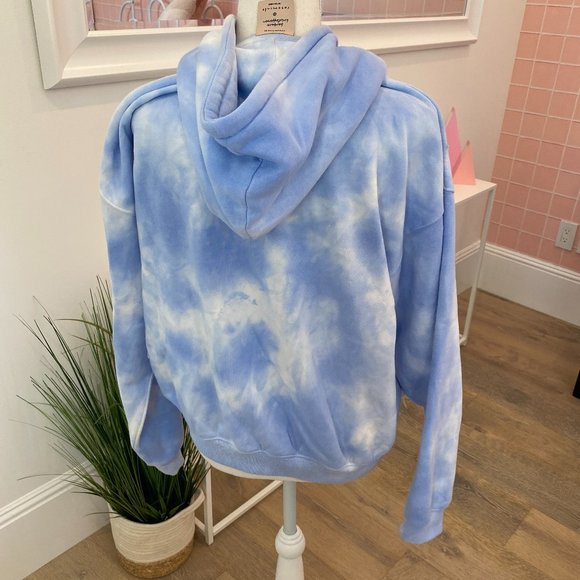 @LAURDIYOFFICIAL Reposh! Tie Dye Blue Hoodie - Picture 2 of 3